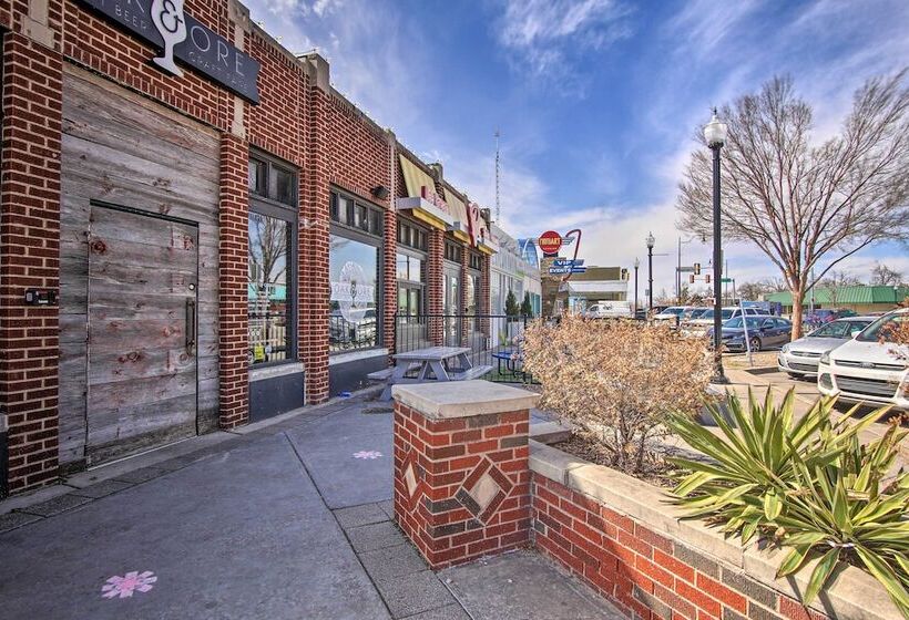 Modern Okc Retreat: Half Mile To Plaza District!