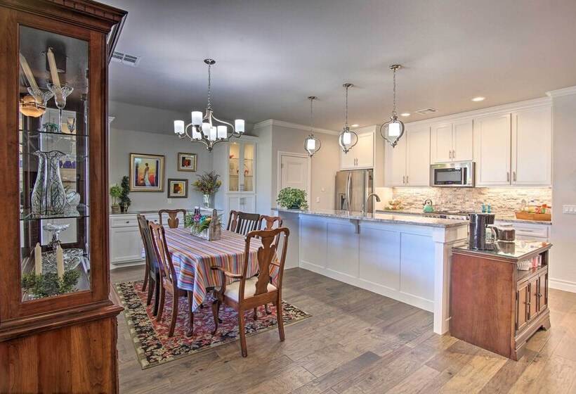 Modern Okc Retreat: Half Mile To Plaza District!