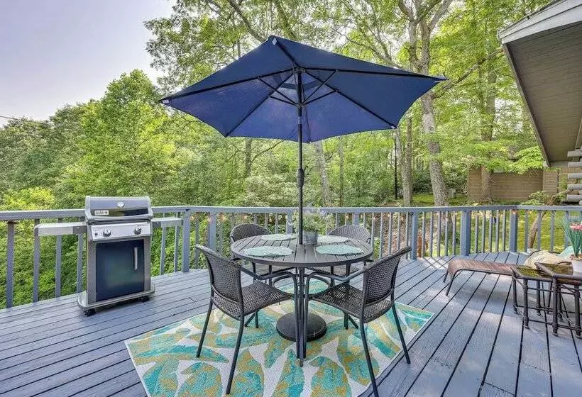 Murphy Cabin W/ Views < 1 Mi To Hiwassee Lake!