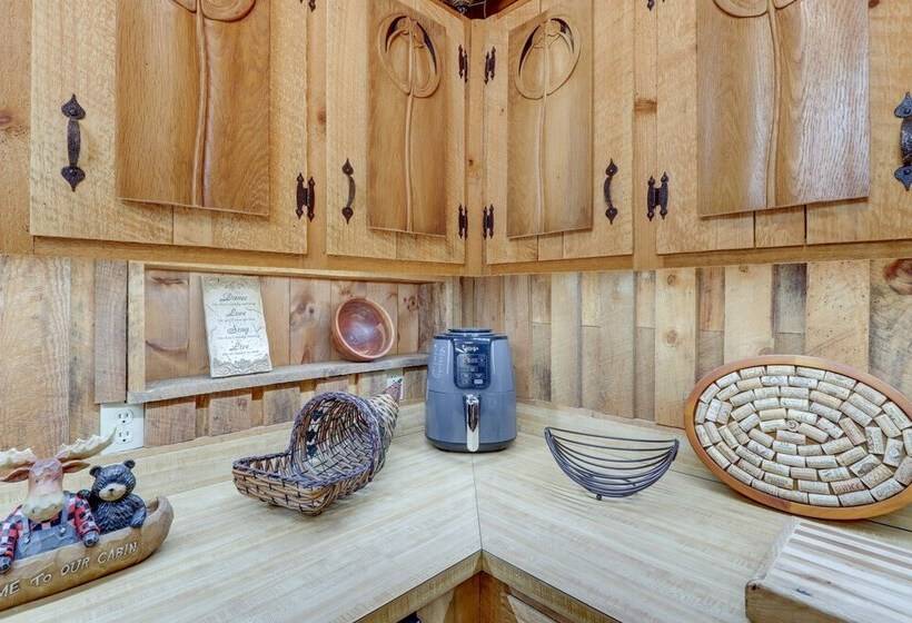 Murphy Cabin W/ Views < 1 Mi To Hiwassee Lake!