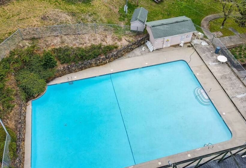 Murphy Cabin W/ Views < 1 Mi To Hiwassee Lake!