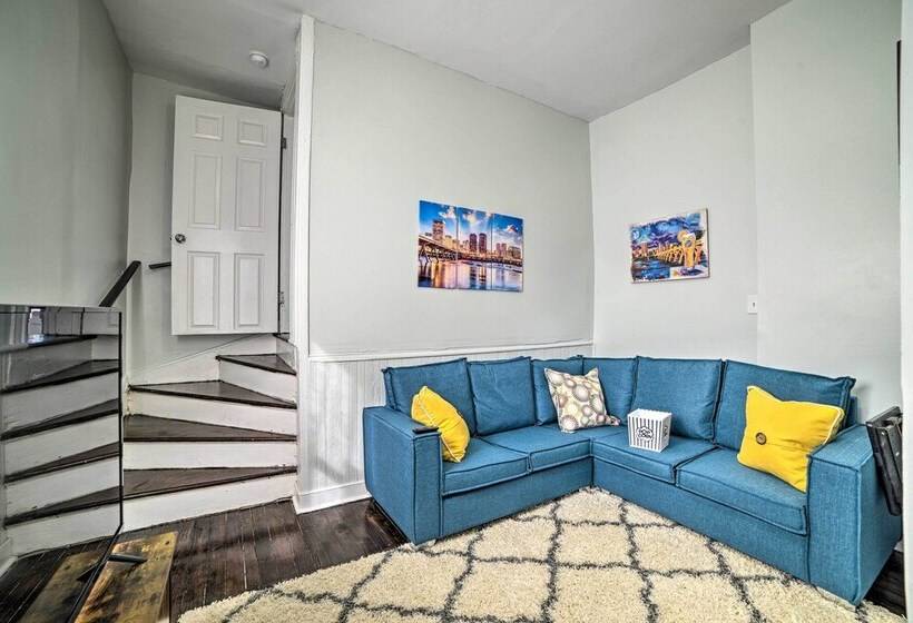 Home W/ Hot Tub < 2 Mi To Downtown Richmond!