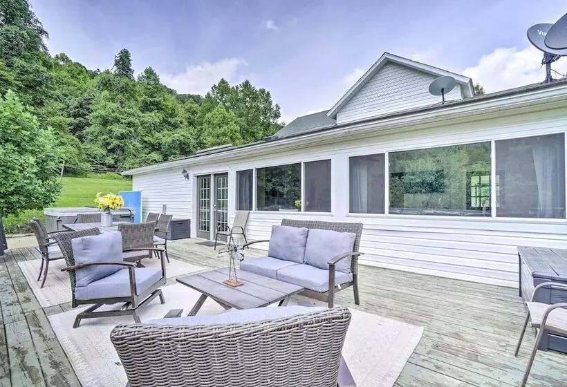 Quiet Rockbridge Cottage ~ 4 Mi To Hocking Hills!