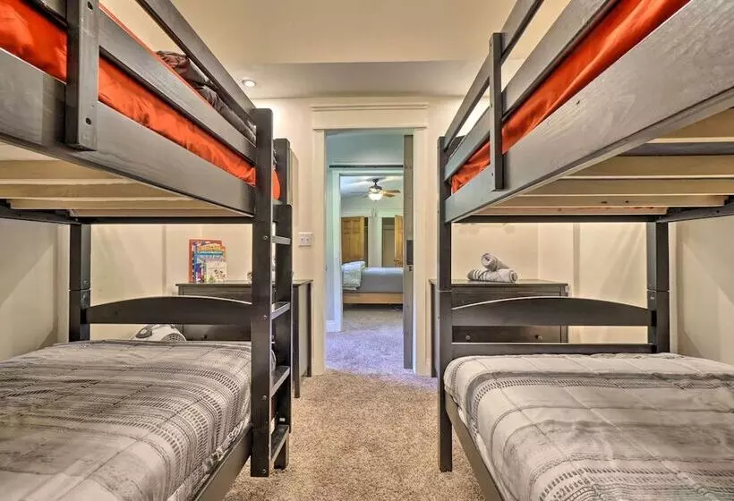 Quiet Rockbridge Cottage ~ 4 Mi To Hocking Hills!