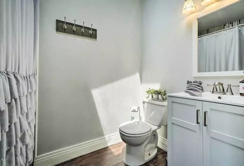 Quiet Rockbridge Cottage ~ 4 Mi To Hocking Hills!