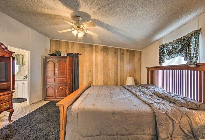 Quitman Home W/ Covered Deck + Lake Access!