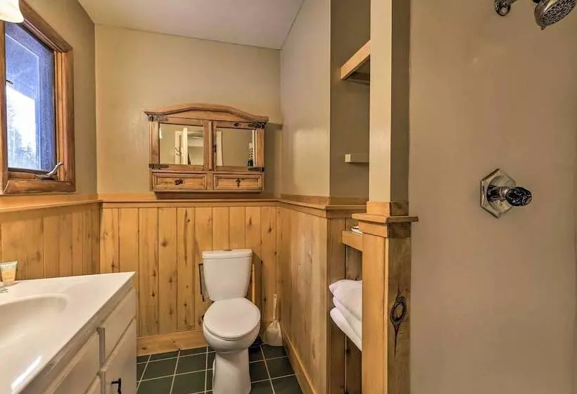 Cabin W/ Hot Tub: 3 Mi To Main St Breckenridge!