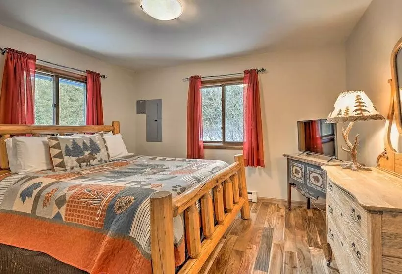 Cabin W/ Hot Tub: 3 Mi To Main St Breckenridge!