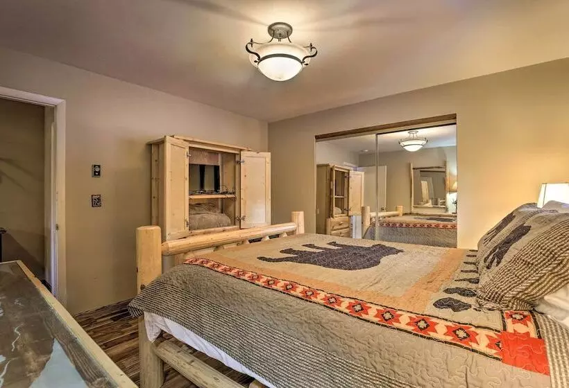 Cabin W/ Hot Tub: 3 Mi To Main St Breckenridge!