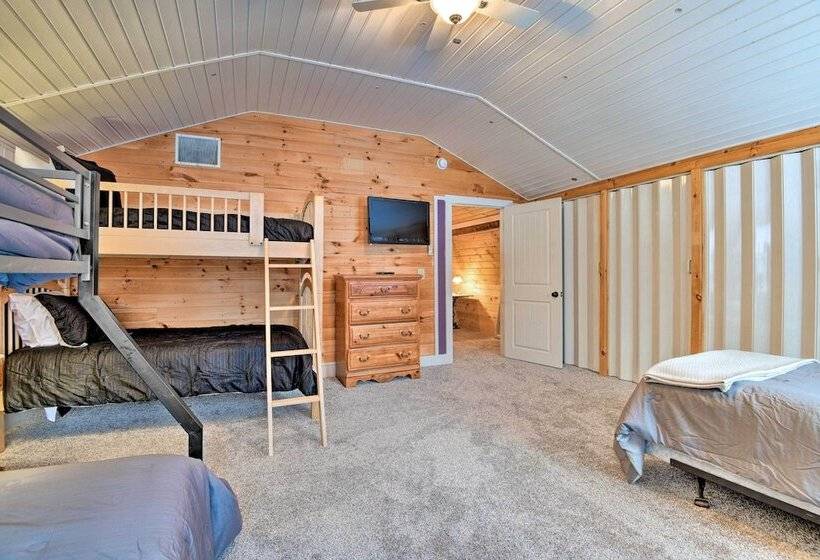 Secluded Home W/ Fire Pit, 8 Mi To Cannon Mountain