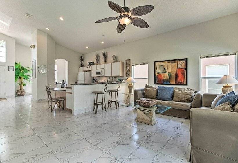 Spacious Home W/ Pool, 10 Mi To Disney!