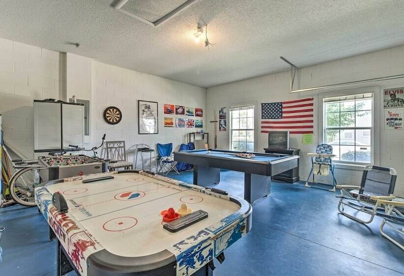 Spacious Home W/ Pool, 10 Mi To Disney!