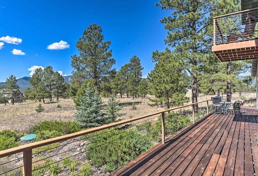 Spacious Mountain Home, 10 Mi To Angel Fire Resort