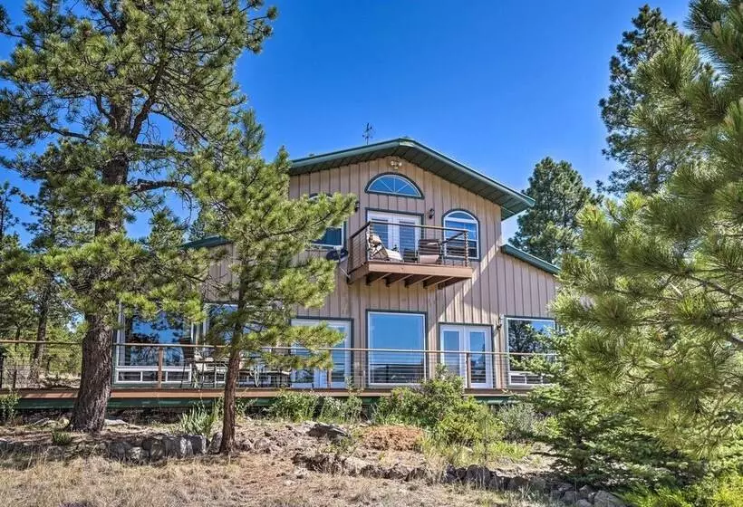 Spacious Mountain Home, 10 Mi To Angel Fire Resort