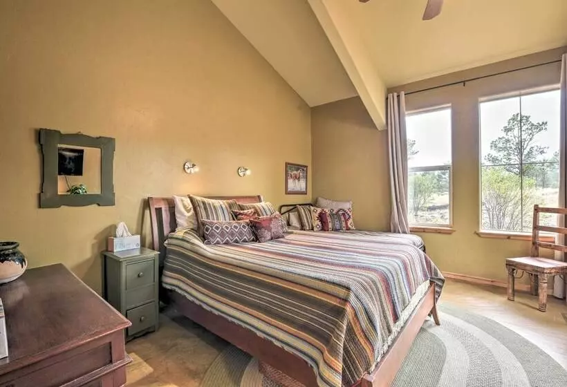 Spacious Mountain Home, 10 Mi To Angel Fire Resort