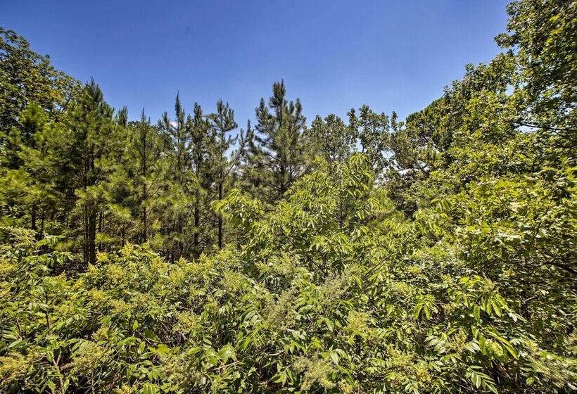 Studio W/ Deck: Near Thorncrown Chapel & Lakes