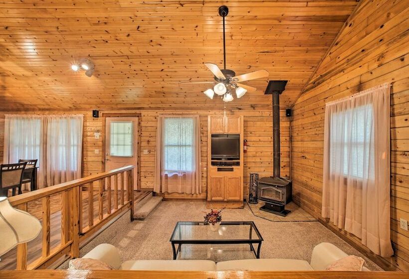 Studio W/ Deck: Near Thorncrown Chapel & Lakes