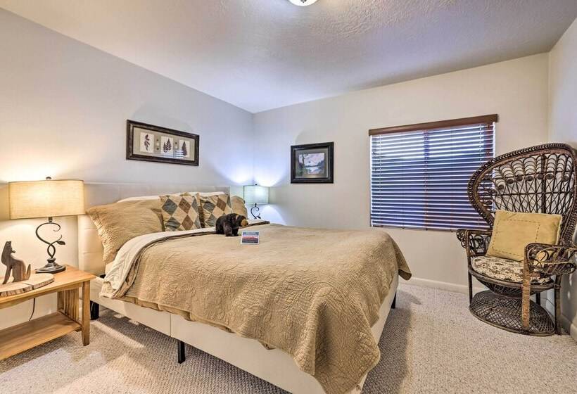 Stunning Utah Home ~ 30 Mi To Zion Nat L Park