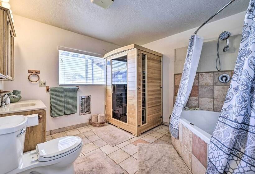 Stunning Utah Home ~ 30 Mi To Zion Nat L Park