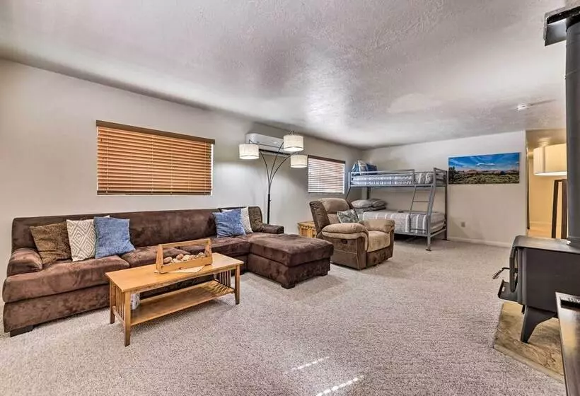 Stunning Utah Home ~ 30 Mi To Zion Nat L Park