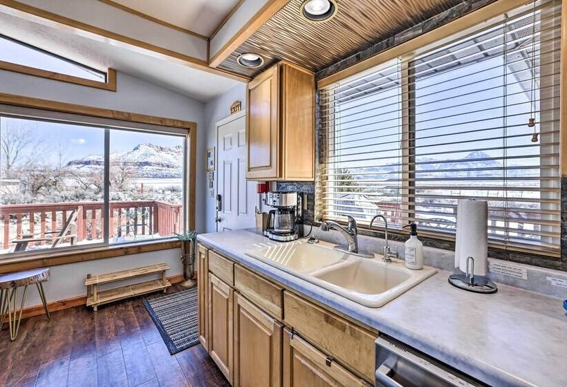 Stunning Utah Home ~ 30 Mi To Zion Nat L Park