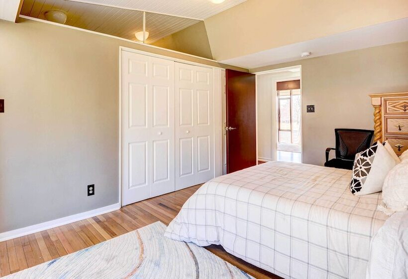 Stylish + Serene West Friendship Hidden Gem!