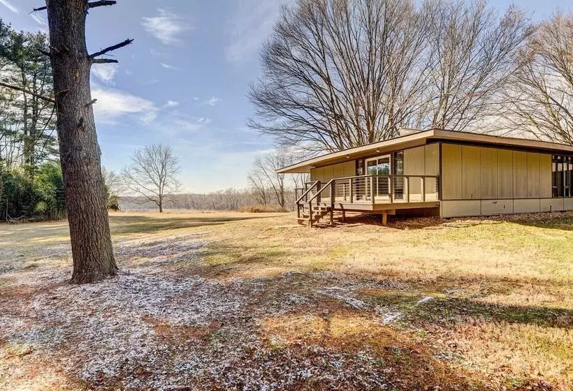 Stylish + Serene West Friendship Hidden Gem!