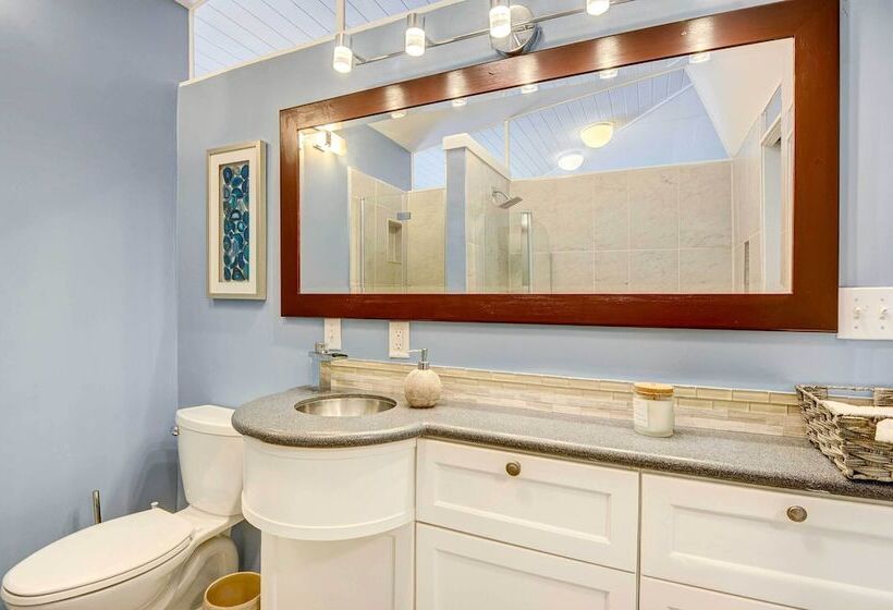 Stylish + Serene West Friendship Hidden Gem!