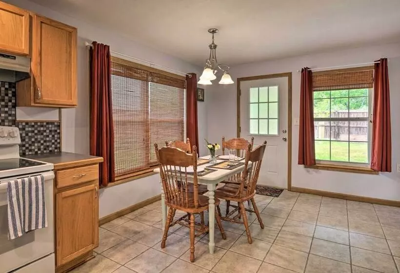 Table Rock Lake Retreat < 1 Mi To Boat Launch