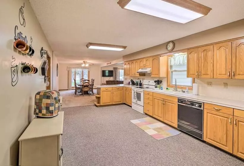 Kayaks & Boat Dock: Waterfront Home In Grove