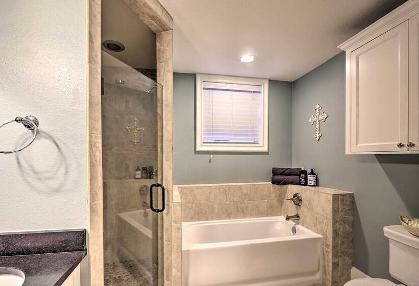 10 Mi To New Braunfels: Waterfront Seguin Gem