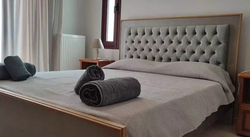 Aloni Cottage