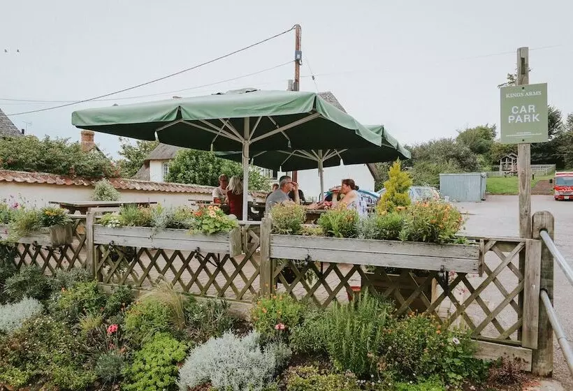 Aamiaismajoitus (B&B) Kings Arms Otterton