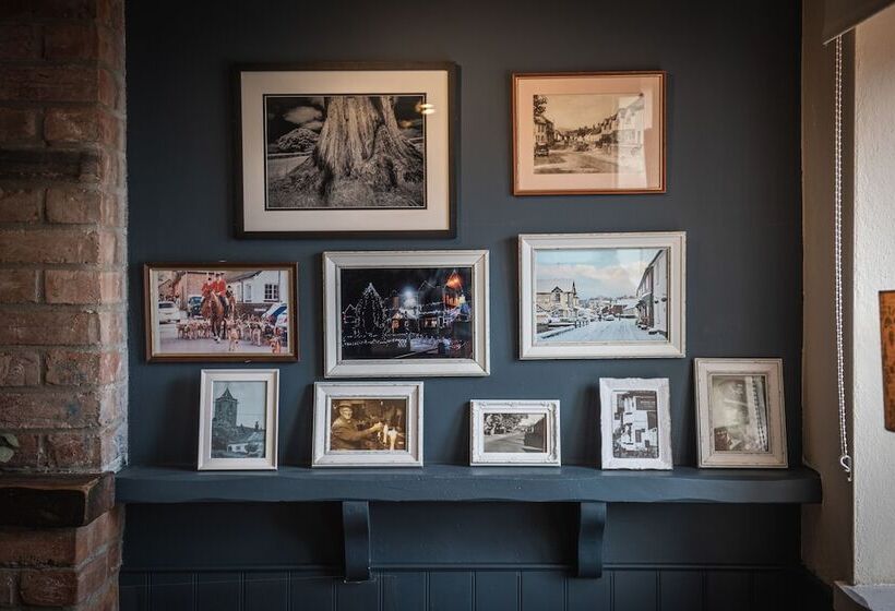 Bed and Breakfast Kings Arms Otterton