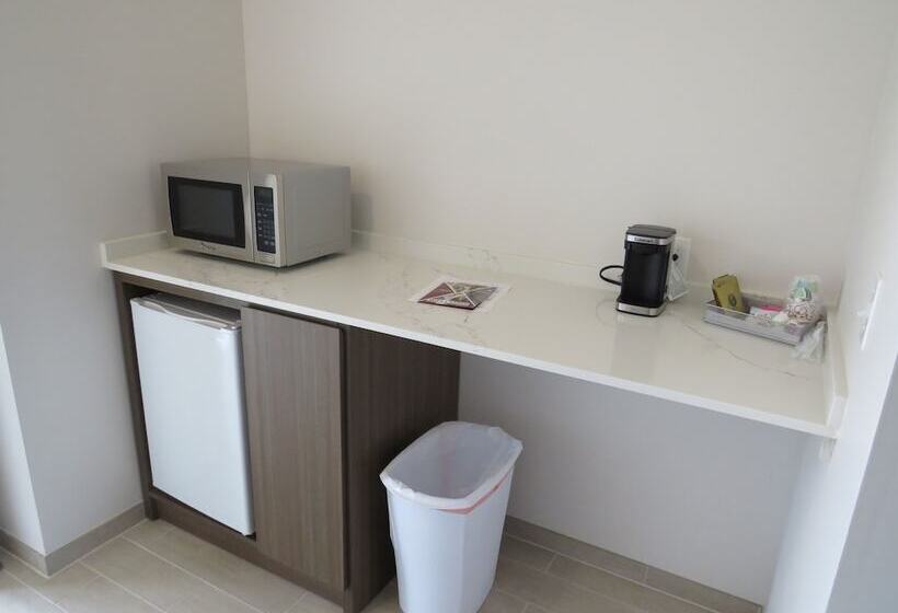 Frosty Valley Resort