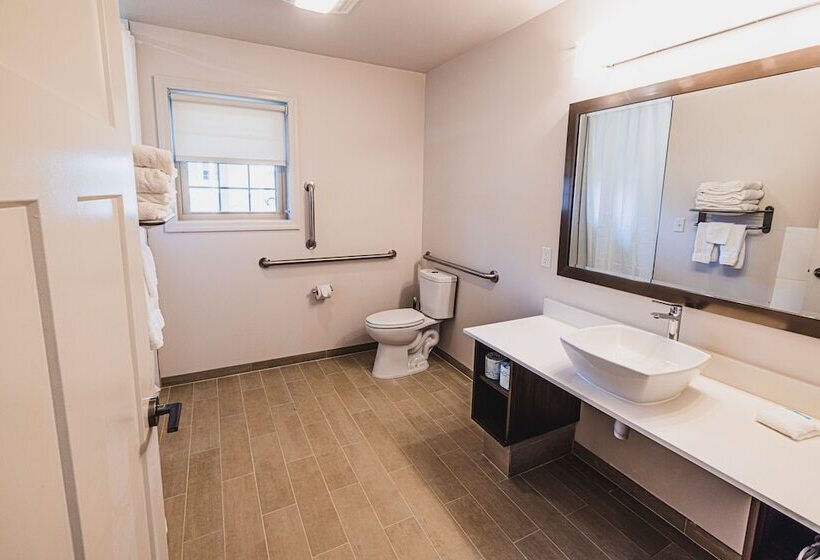 Frosty Valley Resort