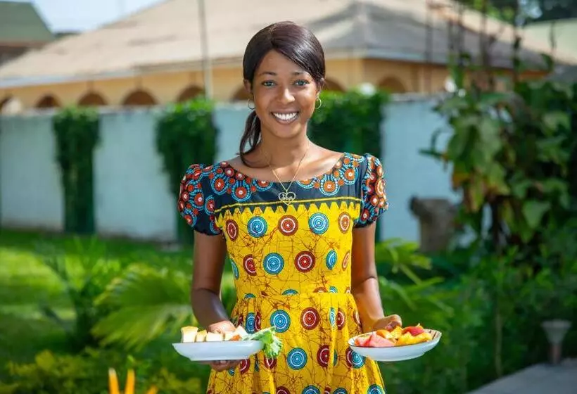 هتل Afro Garden