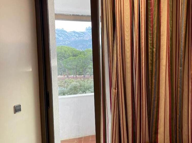 בית מלון כפרי Bruc