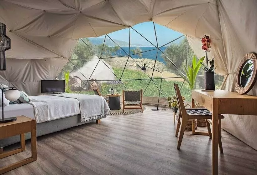ホテル Eco Dome Crete