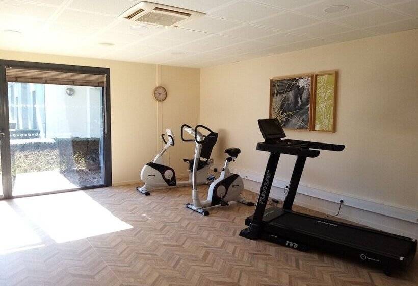 Отель Le Château Des Plans