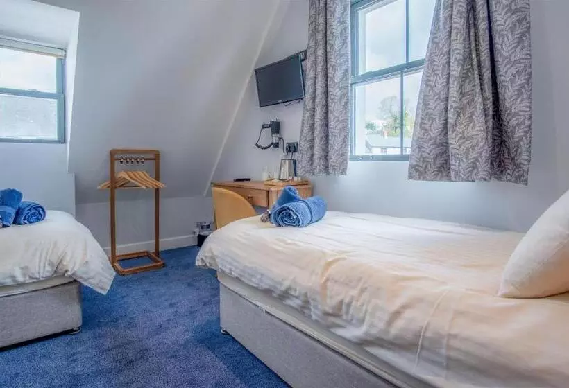 هتل Ocean Cabins No 10 At The Square Saundersfoot