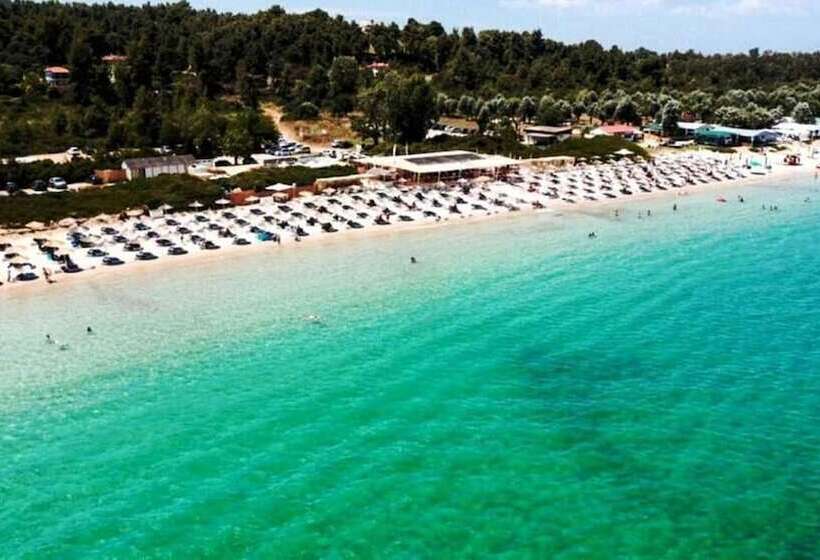 Hotel Paliouri Luxury Bungalows