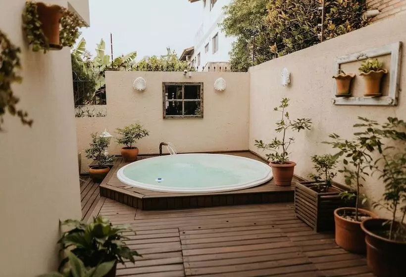 Hotelli Paty's Garden