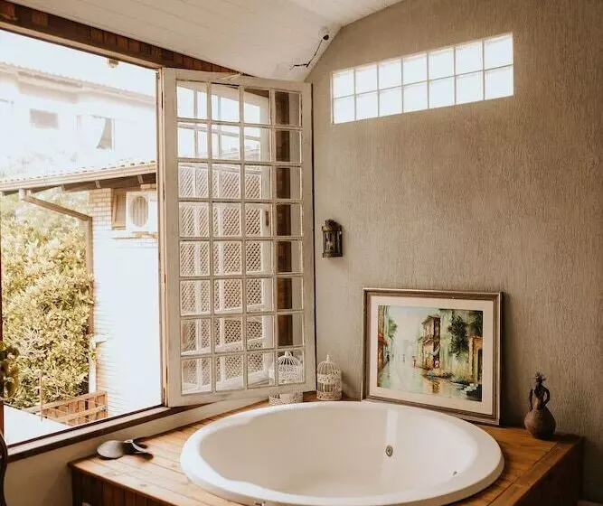 Hotelli Paty's Garden