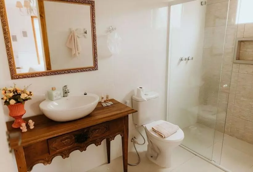 Hotelli Paty's Garden