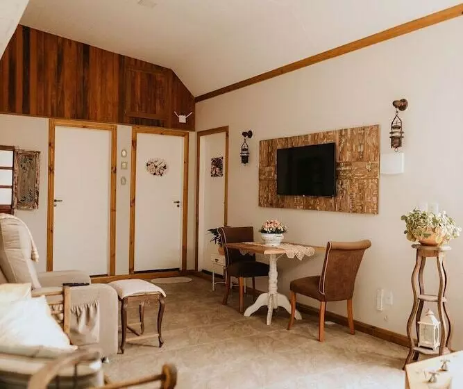 Hotelli Paty's Garden