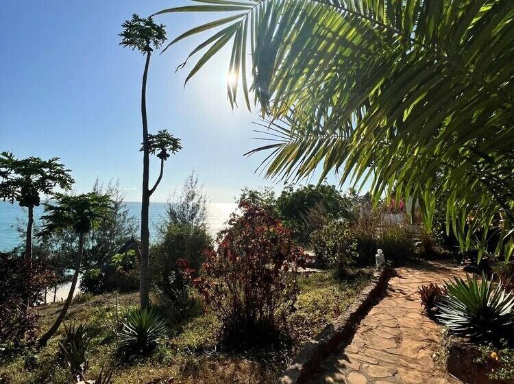 酒店 Sazani Beach Lodge