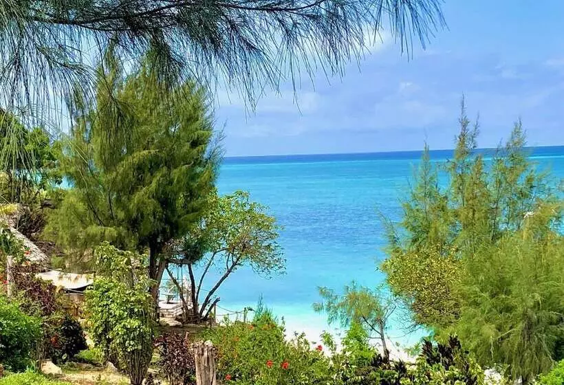 Hotelli Sazani Beach Lodge