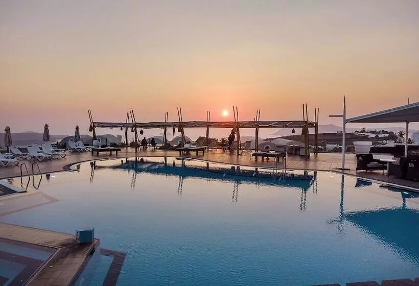 Hotelli Smy Santorini Suites & Villas