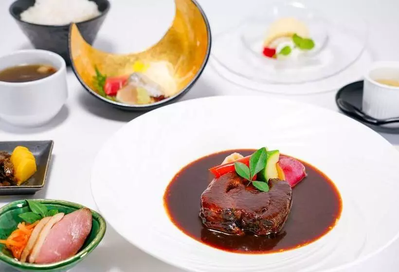 Hotelli Tenseien Odawara Station Annex